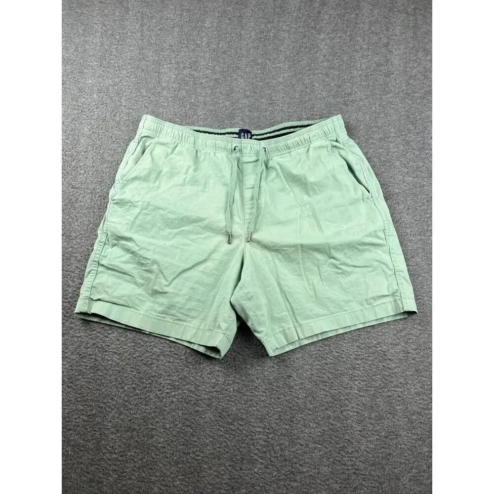 GAP Men's Shorts Size XL Light Green Casual‎